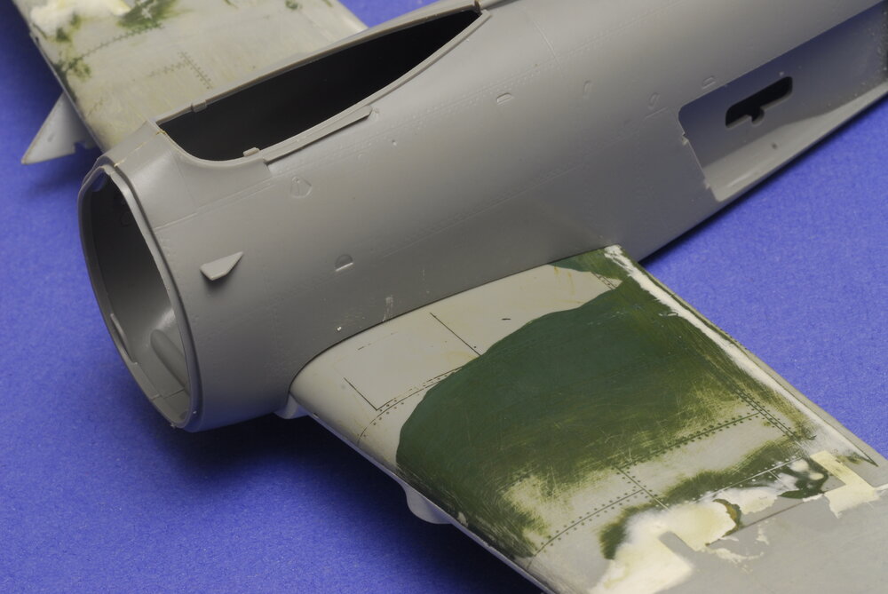 Revell A-1H 1-40 scale 003.JPG