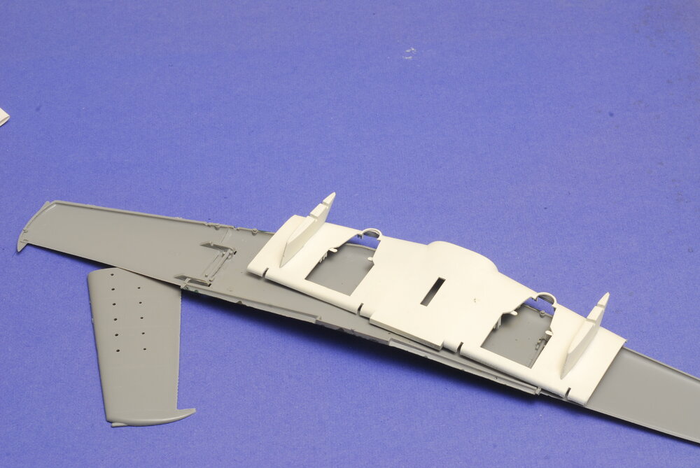 Revell A-1H 1-40 scale 002.JPG