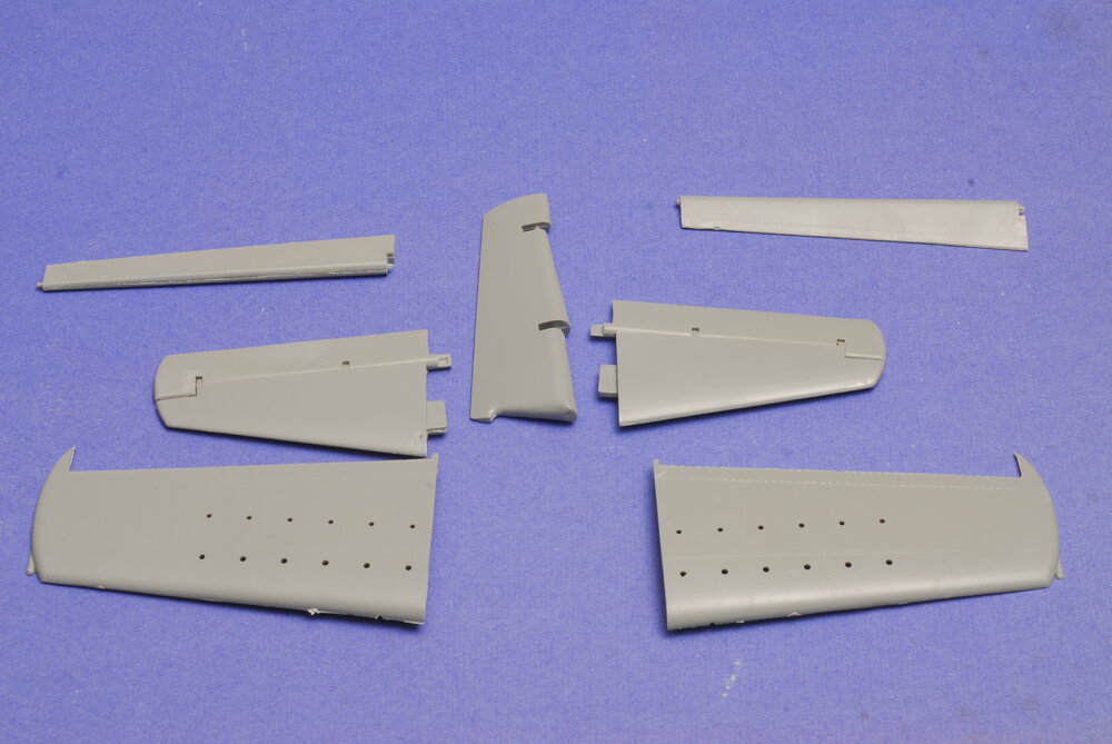 Revell A-1H 1-40 scale 002.JPG