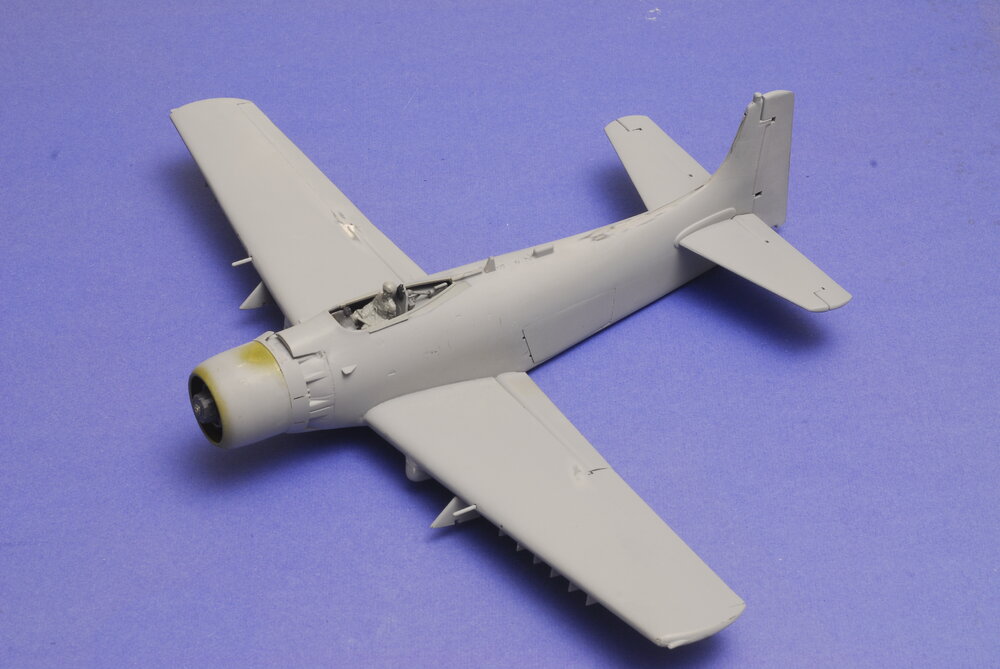 Revell A-1H 1-40 scale 001.JPG