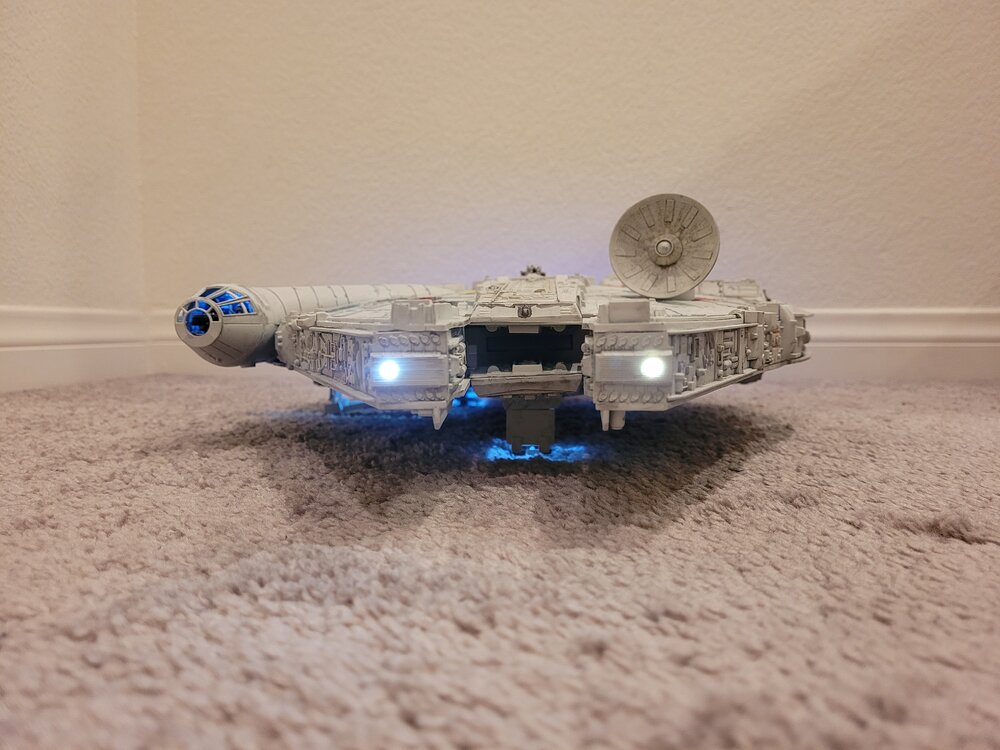 AMT_Falcon_Done_04.jpg