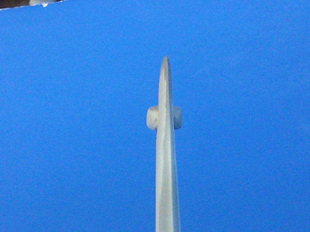Newtialantennafairingsaligned.thumb.JPG.0b7ea1fbb27a9e88f9044f81f73b96df.JPG