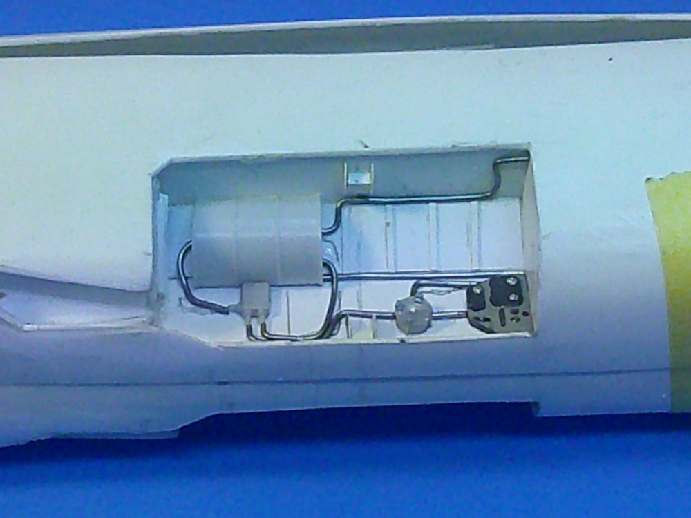 Rightgearbaydetailing.thumb.JPG.f3d4163a93e3c9af2073b0d220c5cfb3.JPG