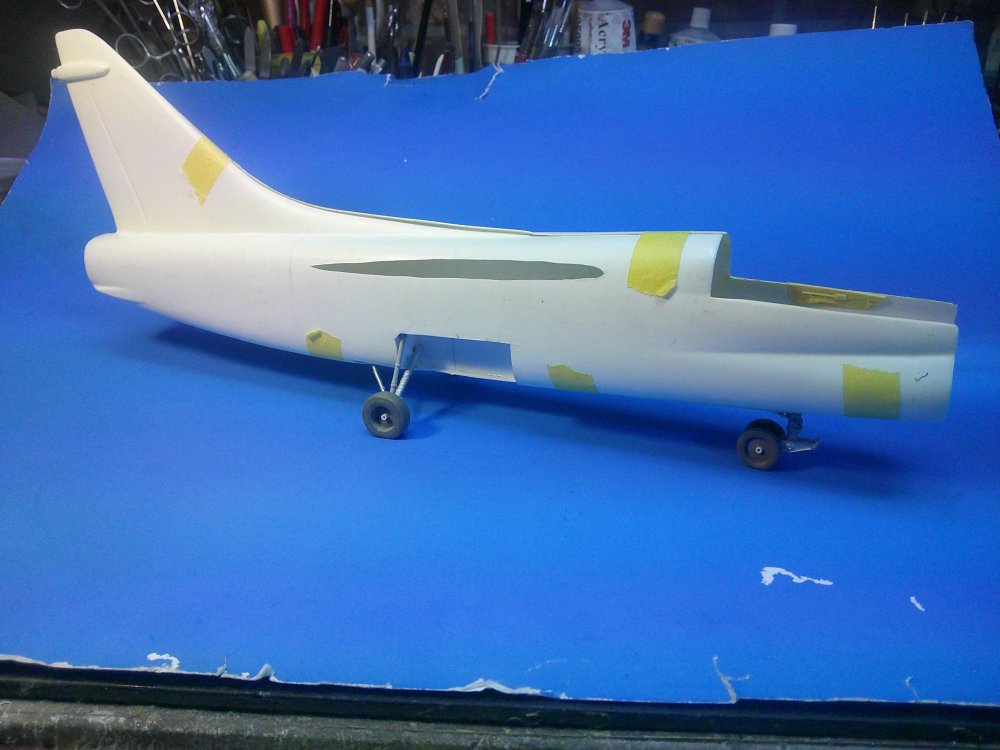 Testfittinglandinggearsit.thumb.JPG.ef055ef7761e46b319a87c51701ef47b.JPG