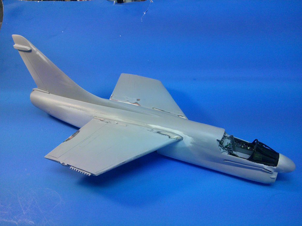 Wingsgluedon.thumb.JPG.503b47e1b30cca1d0246f5dc1a81ed2e.JPG