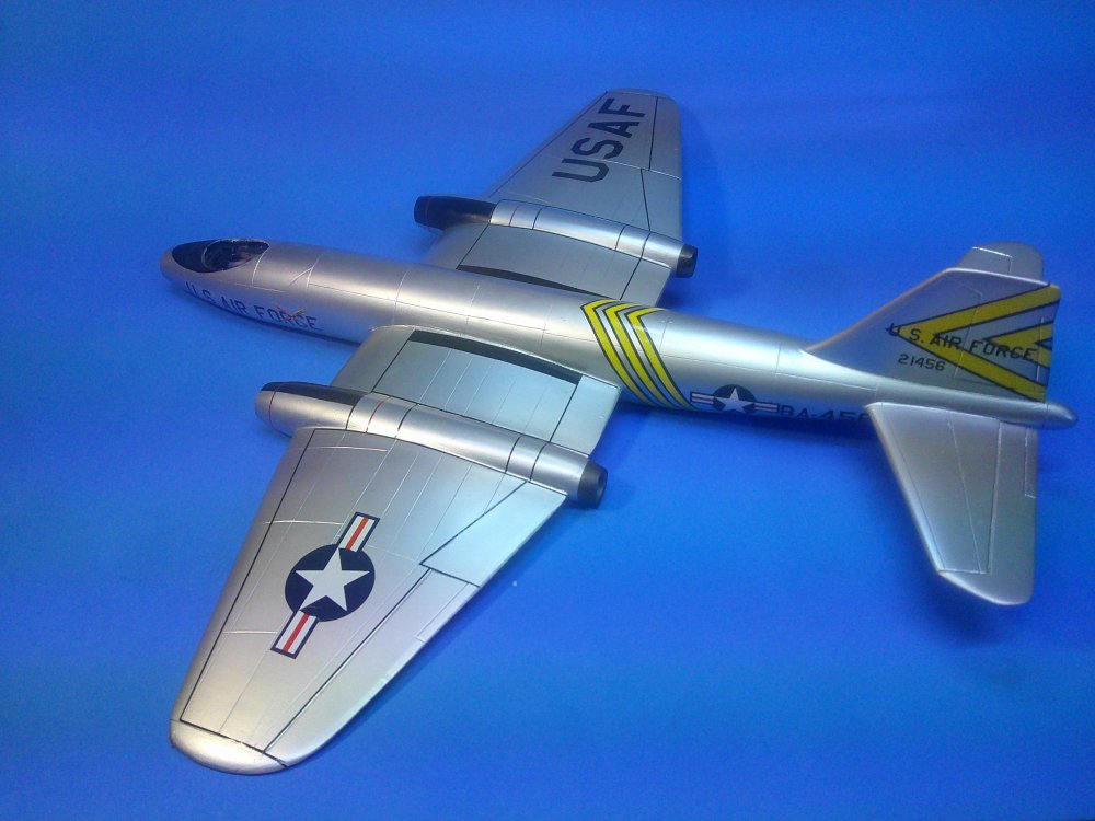 Decalsontopview.thumb.JPG.a934eb5df17c4941e15e15fddcb5a0a7.JPG